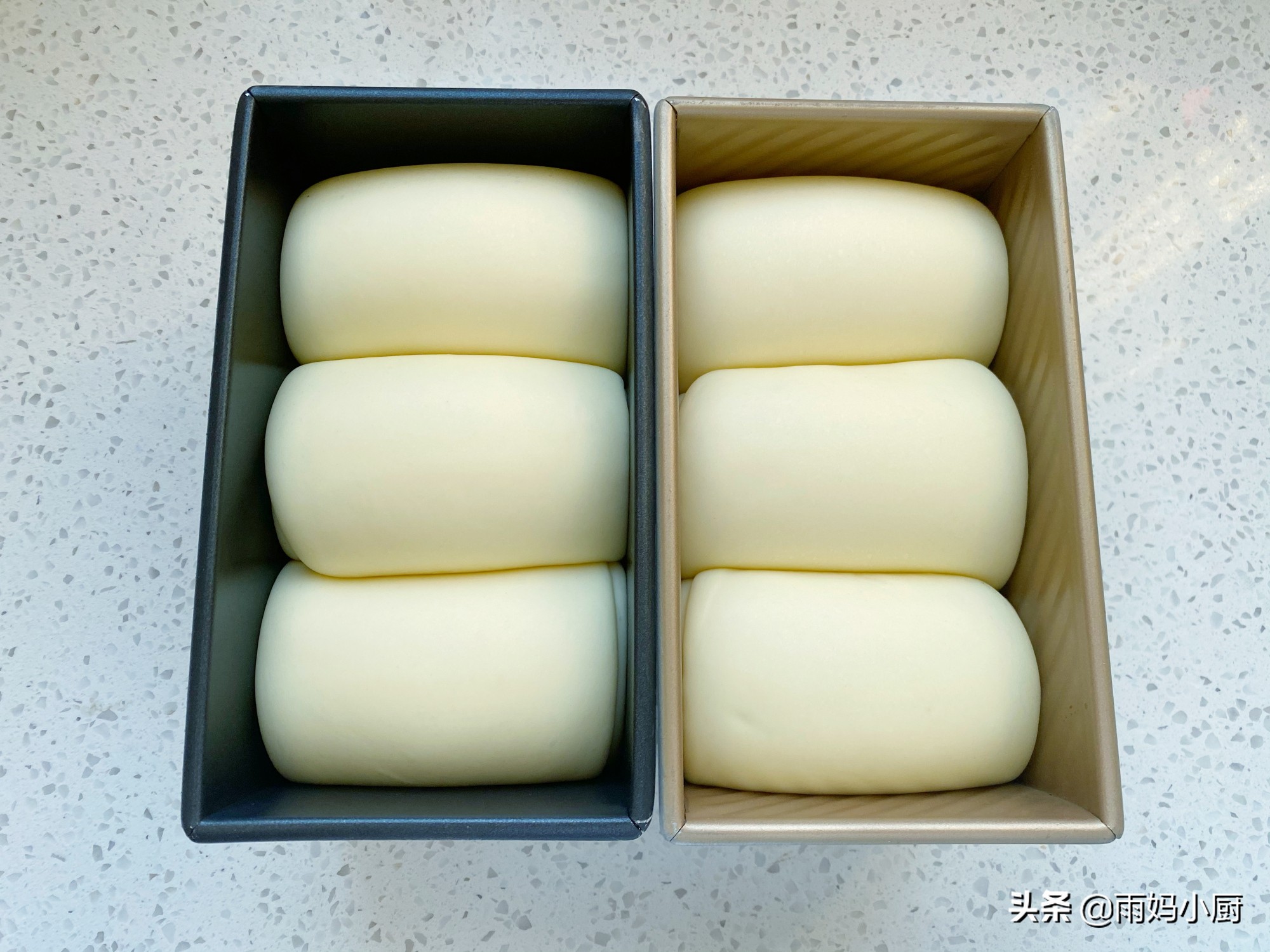 手残党也可以1次成功的手撕吐司，奶香浓郁又拉丝，手撕吃真香