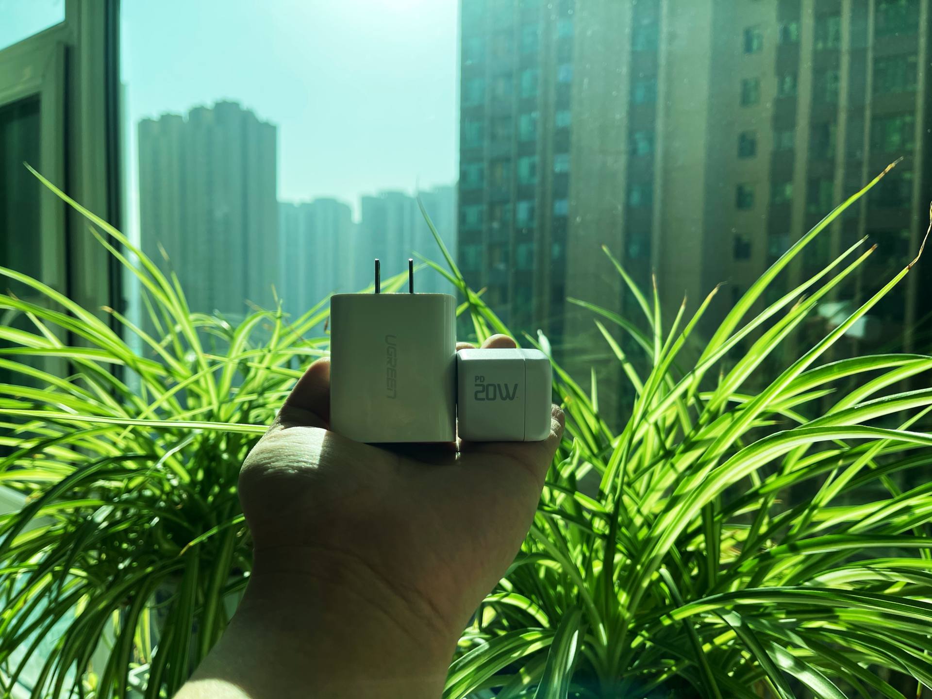 轻巧便携快速充电，20W南卡C1氮化镓PD迷你充电器上手体验