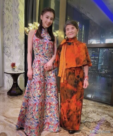 豪门不是一般人能都hold的，2件事暴露黄圣依的御夫手段不一般