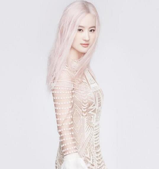 Liu Yifei new the title page of a thread-bound book challenges modelling of powdery golden hair, be not admitted to go out by ridicule become common, 