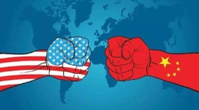 美国因疫情兽困犹斗，企图与中国决斗，但美国