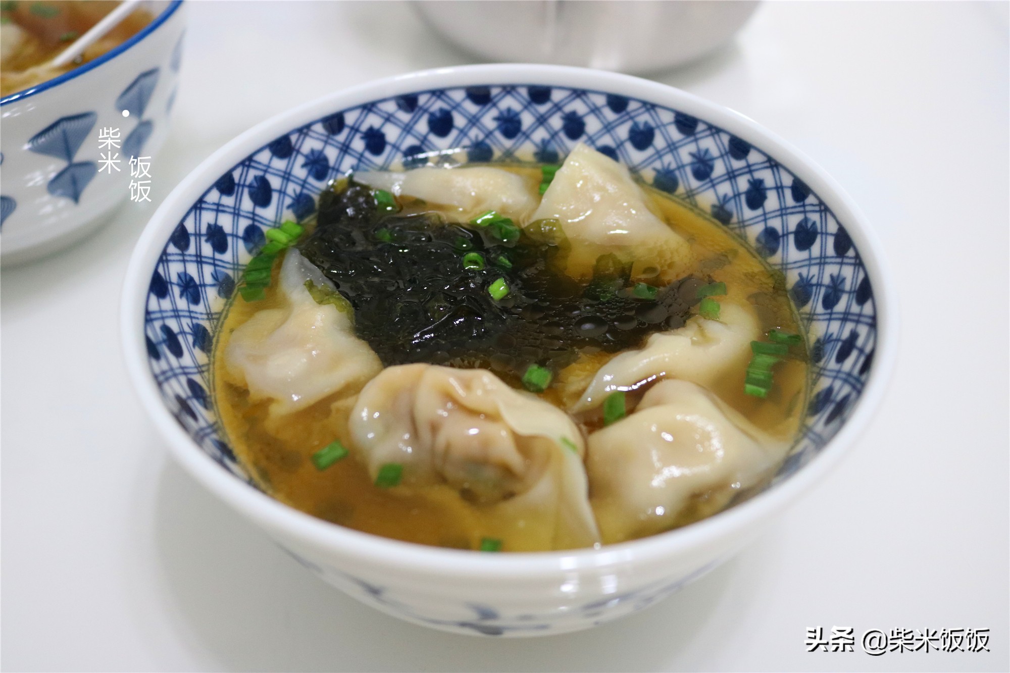 餛飩的家常做法，從擀皮到調餡全教你，湯鮮肉香，太好吃了