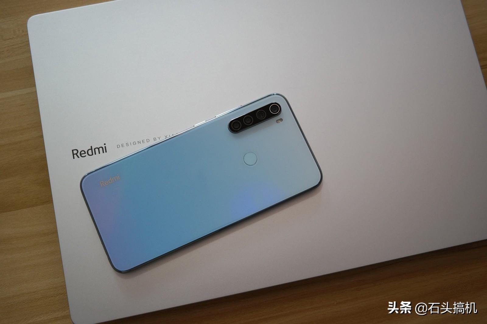 Redmi Note 8皓月白开箱图赏！玻璃手感好颜值高