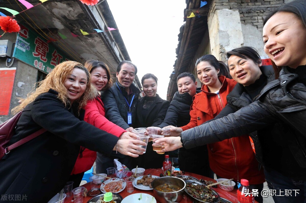 每年11万人死于饮酒，可职场酒文化依然盛行，揭秘领导的七种心态