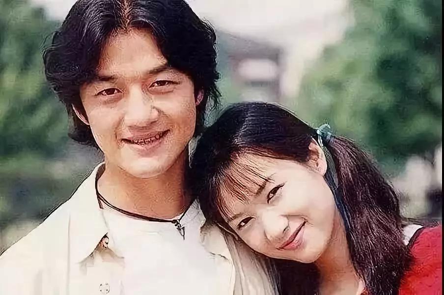 从“丑小鸭”到京圈长公主，徐静蕾的背后不止是王朔这一个男人