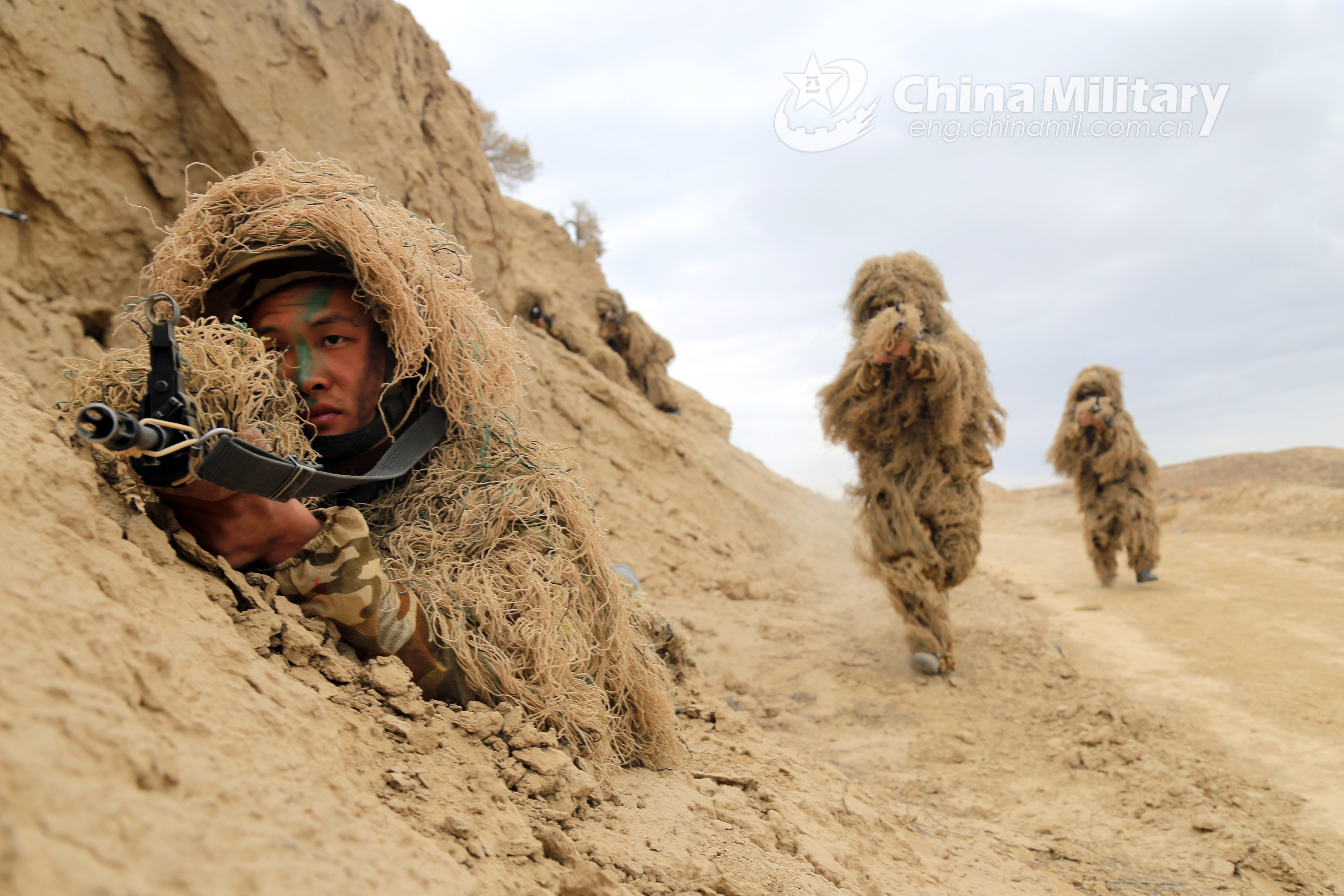 ��αװ���ˣ��½�������������������ɳ����Ϊһ��