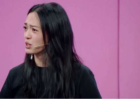 沈腾问姚晨大嘴怎么没了，是不是整容了？姚晨