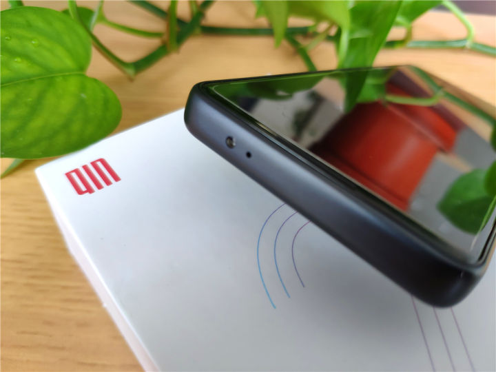 多亲 2 Pro——集学习与时尚为一体的防沉迷学生手机