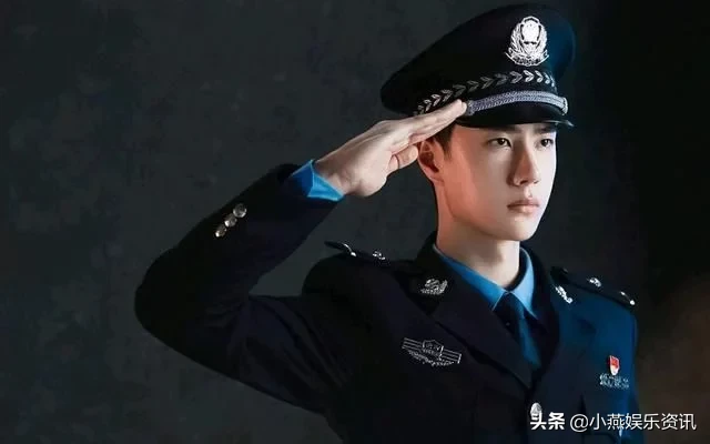 明星穿上制服:胡歌、罗云熙、王一博、肖战等