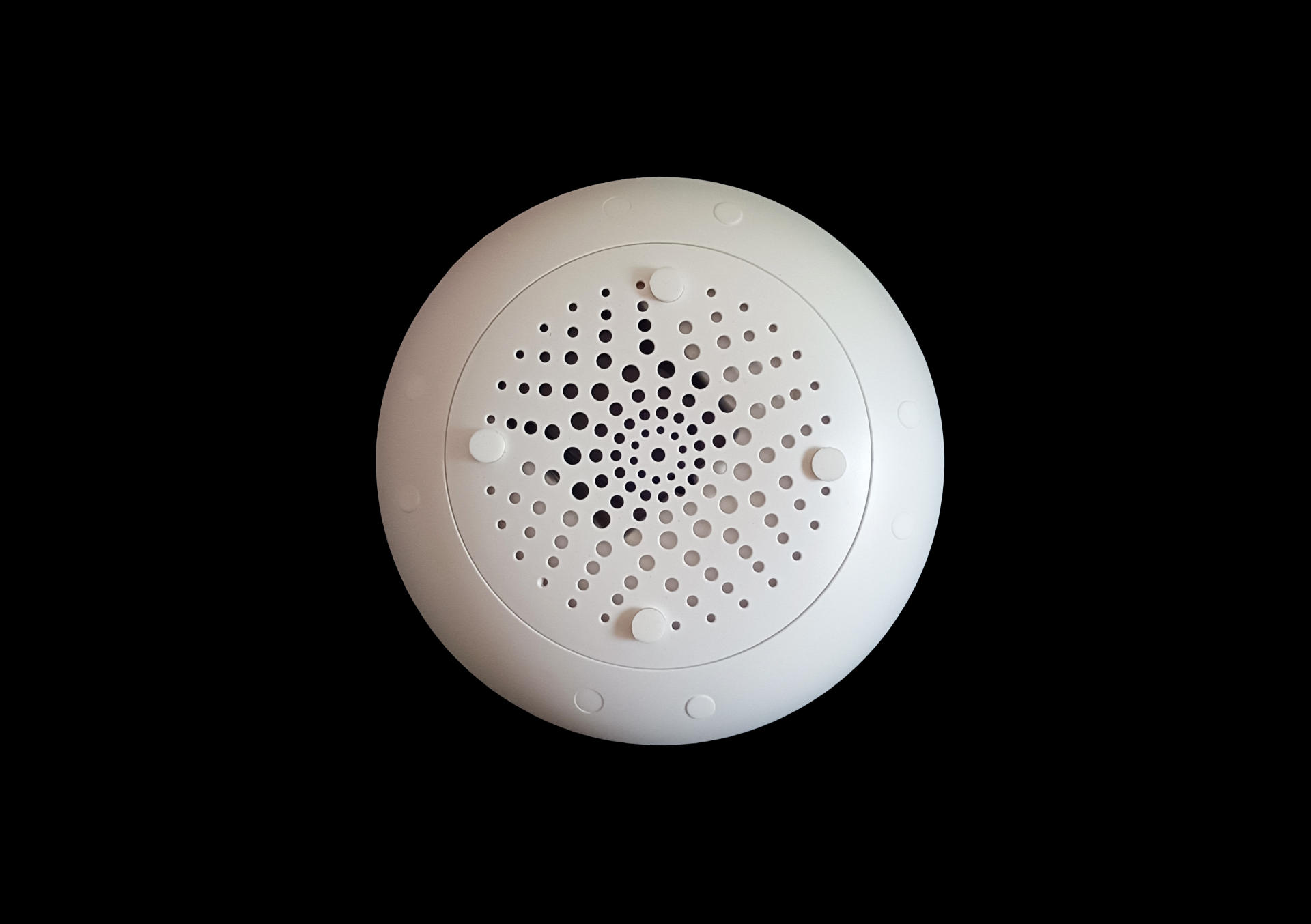 哄娃利器，会喷水会唱歌，可以陪娃洗澡的魅动Whale音箱