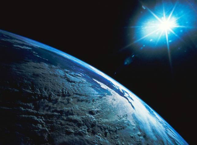 宇宙真的是寂靜無聲嗎？真是完全真空嗎？科學(xué)家的回答令人意外
