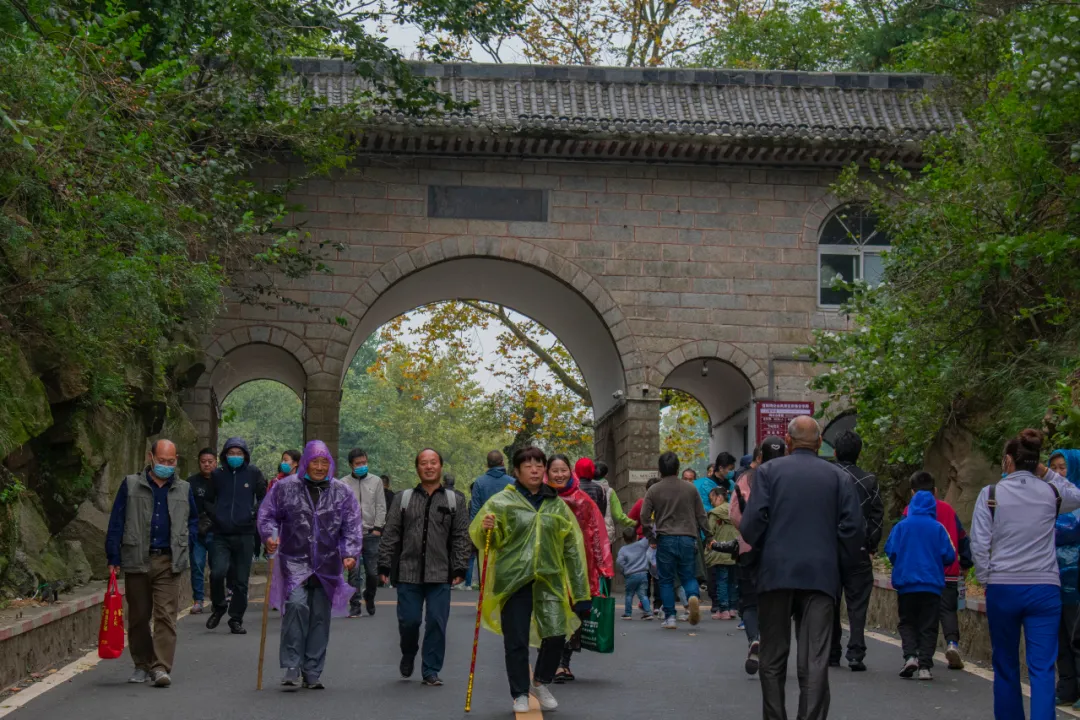 鸡公山｜“十一”国庆小长假圆满收官