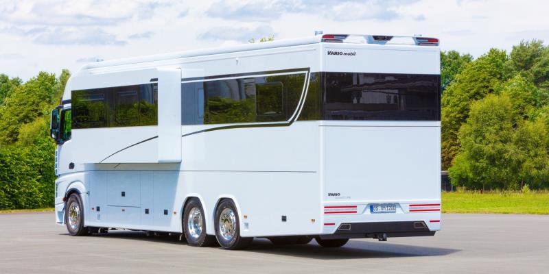 壕无人性的奔驰a型大巴房车