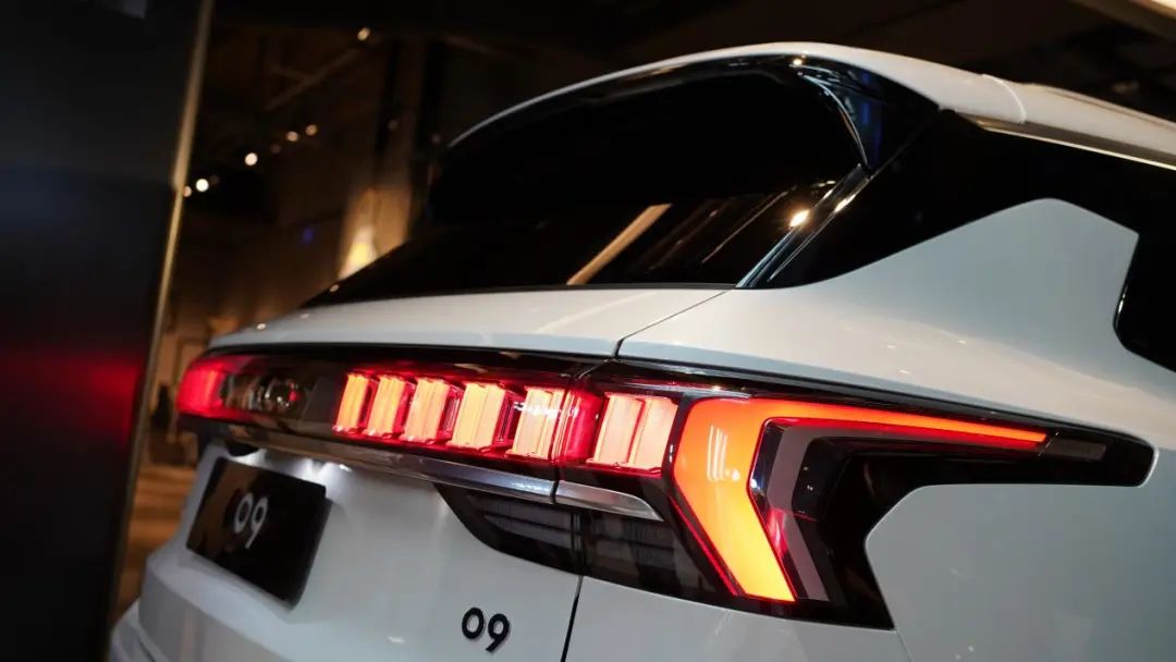 沃尔沃XC90同平台，领克09值不值得买？