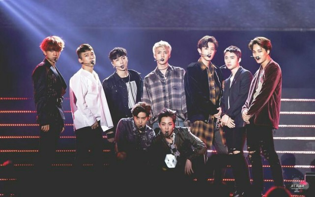 Zhang Yi promotes company plum show to send a blessing completely, EXO foreground is provoking and anxious, difficult implementation of 9 awl flourishing age