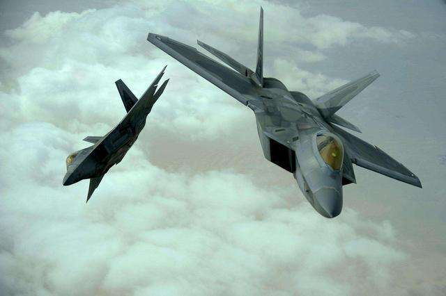 高分卫星连续锁定F-22，事实证明：美国隐身机概念已落后中国