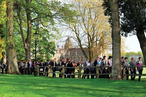 不花钱读完学位，英国留学奖学金申请攻略