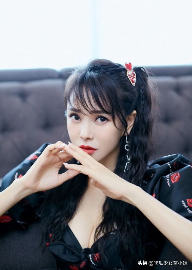 Huang Yi speaks Qin Hao marries pair of women, person of rancorring write for a magazine of Yi Nengjing malcontent anger, netizen: Need not excessive and sensitive