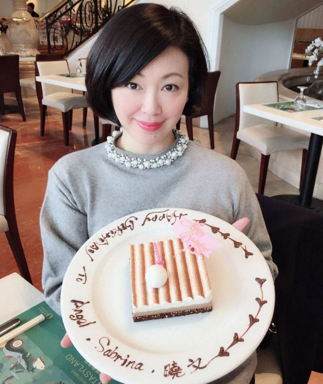 《鹿鼎记》10位主演近况：男三离婚4次，“二老