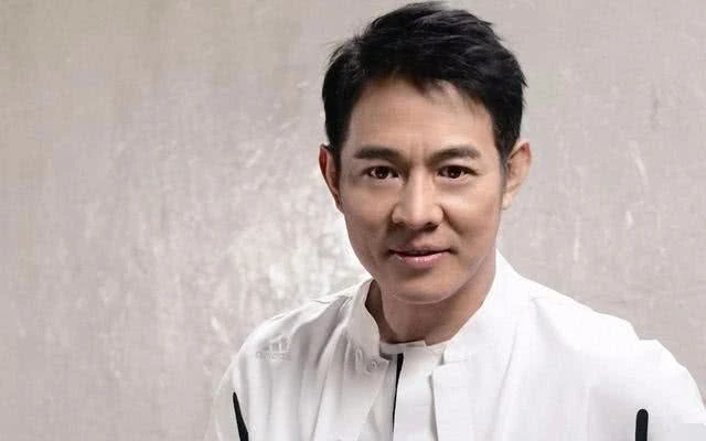 洪金宝坦言有钱是了不起，但是自己不认识马云