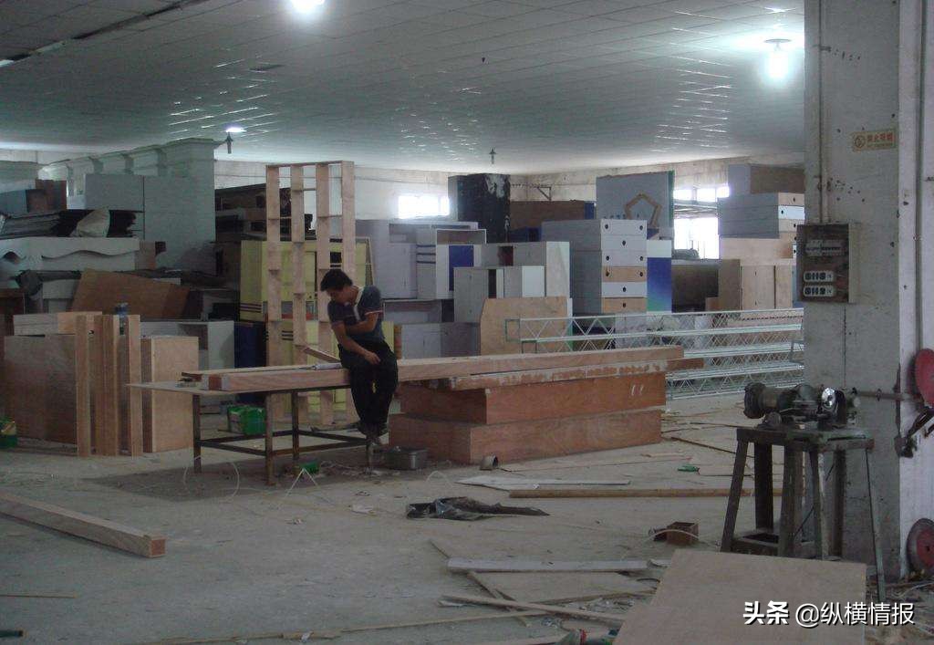 同是一个母亲所生，哥哥坐拥万亿，妹妹拥有几