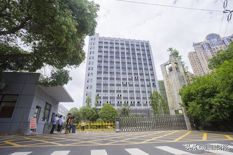 湖南全省富豪名单揭晓，总身价2756.3亿元，气质