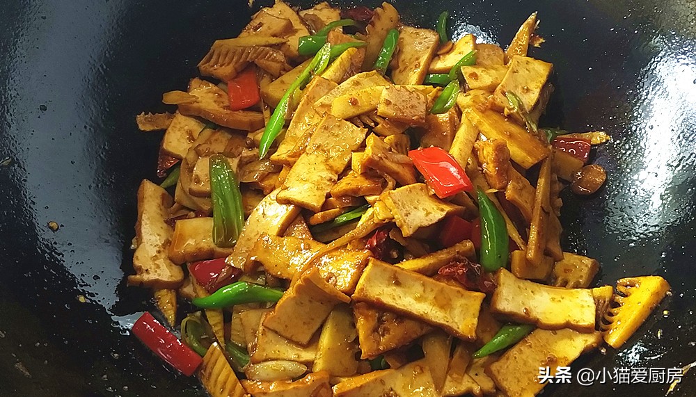 图片[10]-春笋炒豆干 一道不错的下酒菜 做法简单 鲜香味美 好吃不腻-起舞食谱网