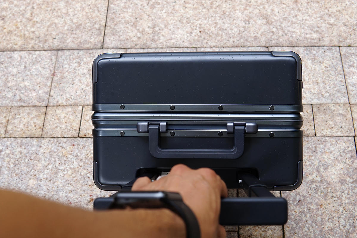 地平线8号POWER行李箱，恰到好处的高级感