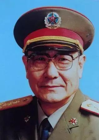 辽沈战役国军一小兵被俘：加入解放军后，用46年时间晋升为上将