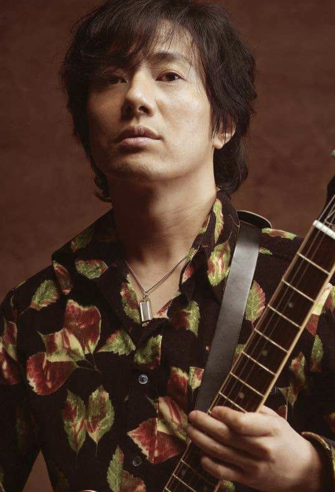 郑钧的摇滚人生，和他一生中爱过的2个重要女人