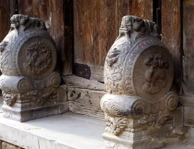 中國古建之美｜門、門墩、門環、門釘、斗拱、飛檐、屋頂、馬頭墻