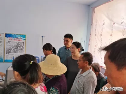 怀安县政协医药卫生界委员走进狮子口村义诊
