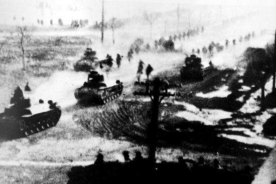 四平撤退，四野弥漫沮丧情绪，称林彪\"撤退