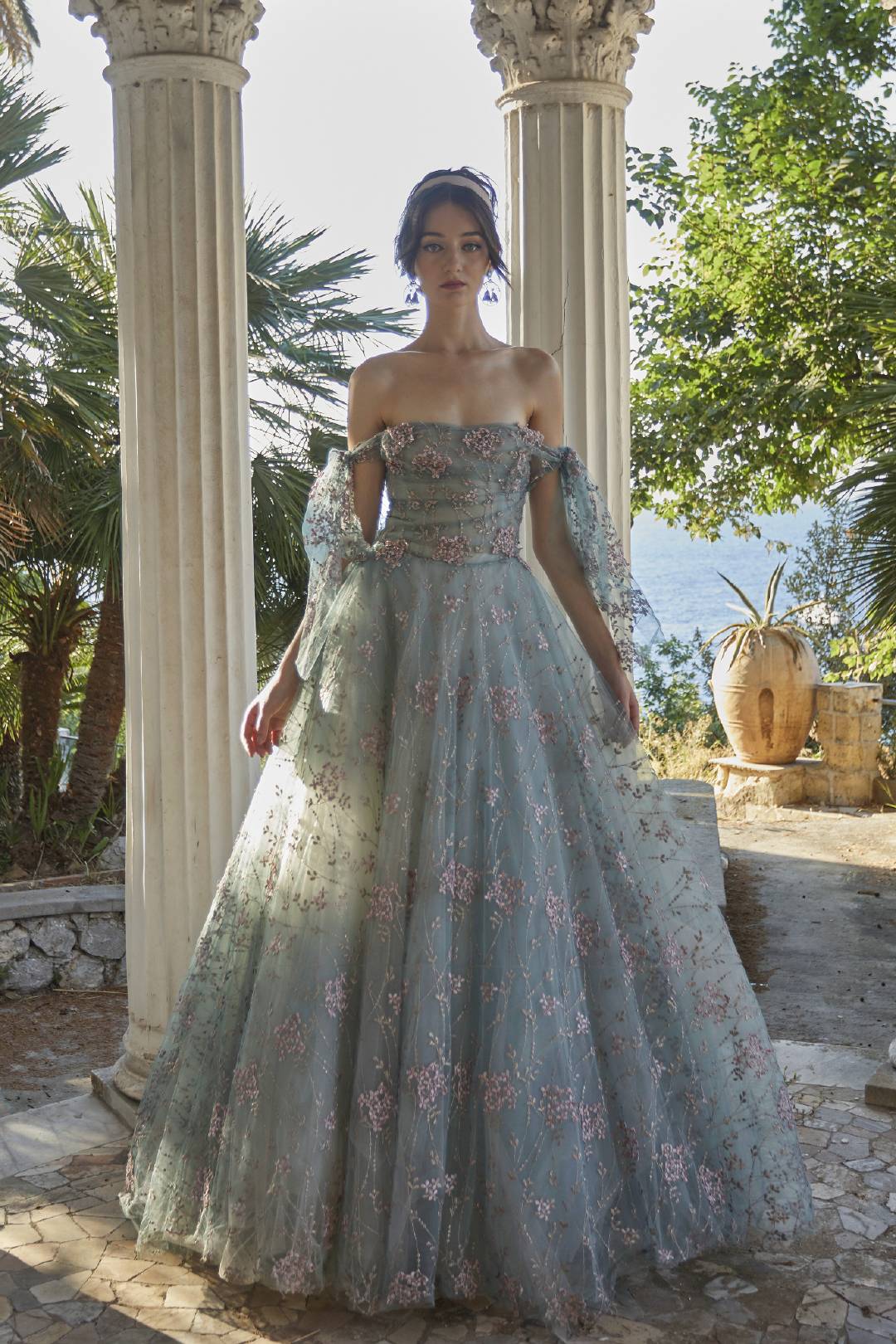 Luisa Beccaria Couture Fall 2021 带有梦幻感的纱裙唯美浪漫