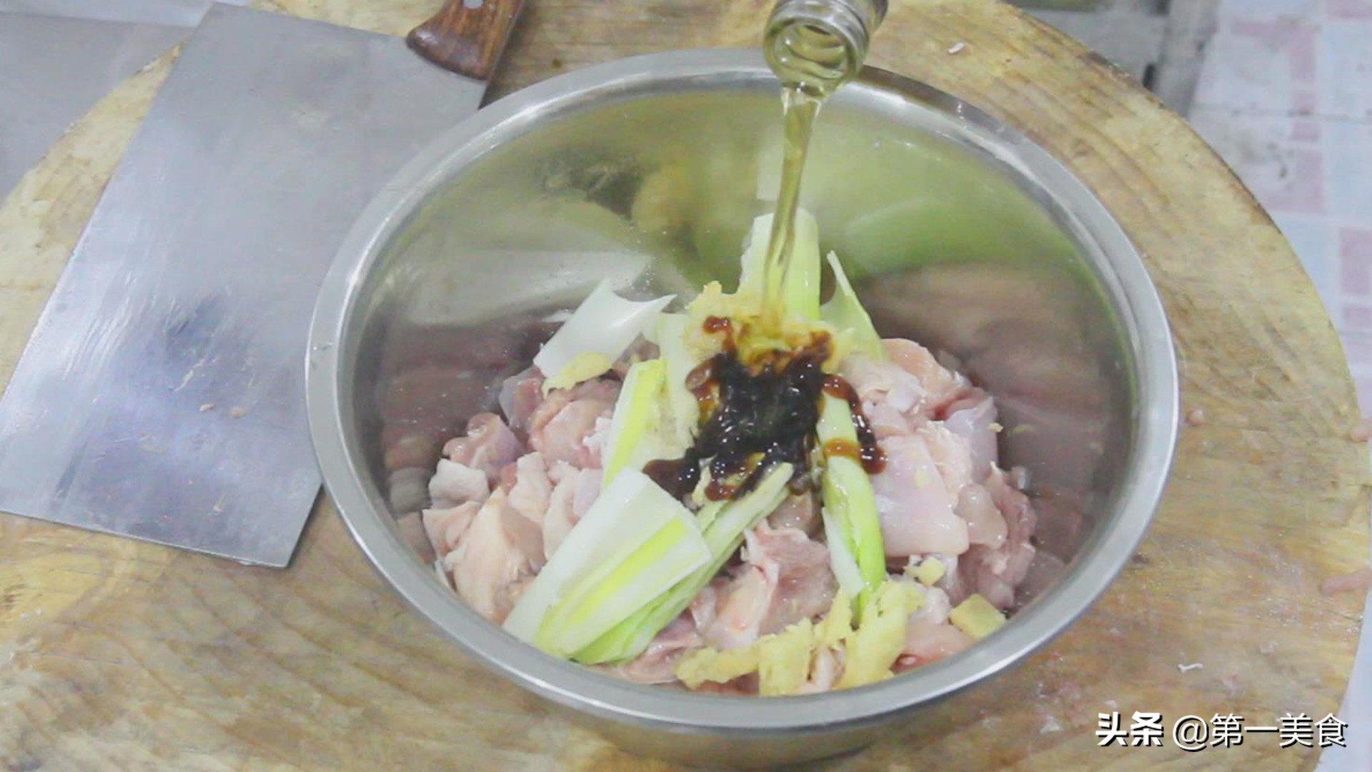图片[4]-香菇滑鸡做法 鸡肉嫩滑 香味四溢 做法简单-起舞食谱网