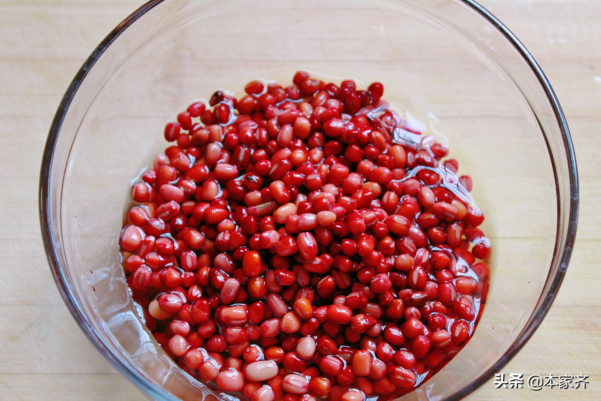 女人都愛吃的軟豆包，營養又好吃，一口滿嘴都是香，我連吃了3個