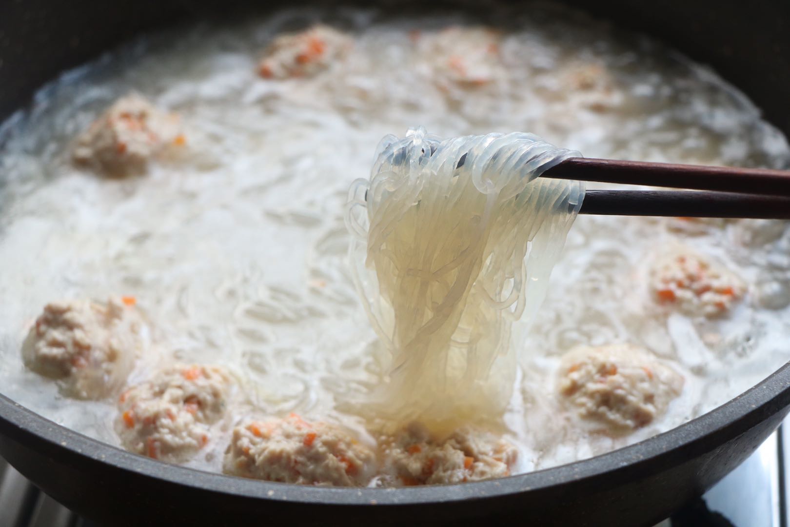 5块钱的鸡胸肉，这样简单一做，有肉有汤，清爽不上火，每周必喝