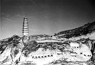 卓琳:邓小平夫人，出生巨商之家，青年奔赴抗日