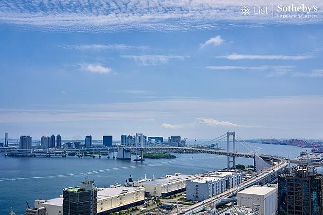 日本东京高层公寓可眺望东京湾，东京塔