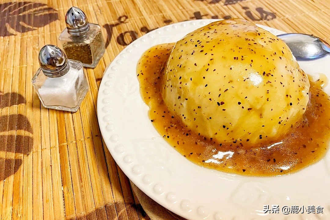 KFC的土豆泥一份5塊，在家1塊錢能做好幾份，香滑軟糯，辛椒咸鮮