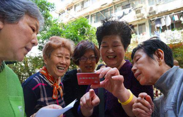 铁路新规定，为这一年龄段人群提供“特权”，网友：想得真周到