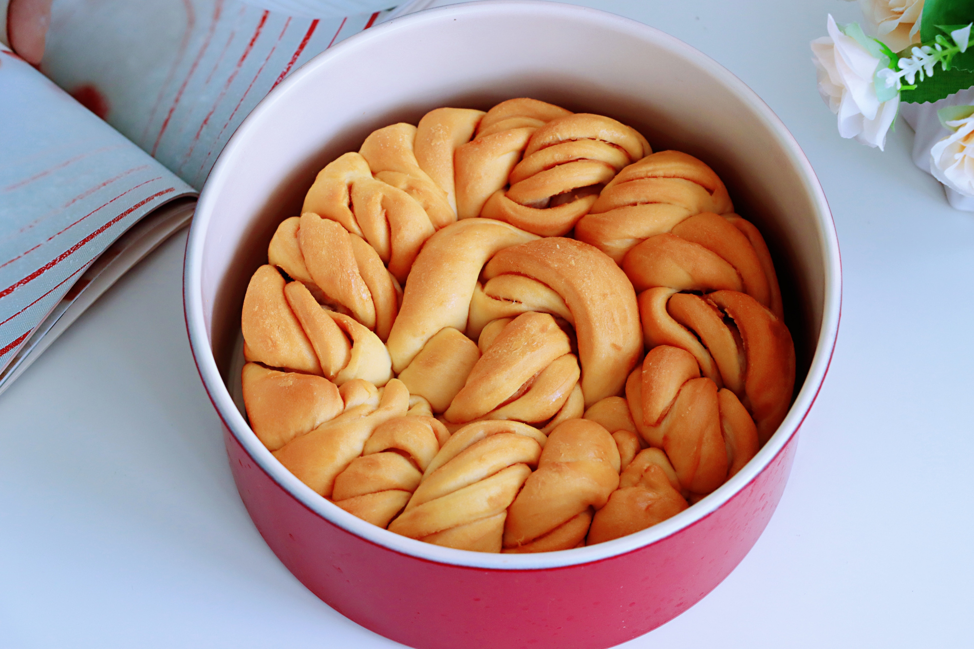 這才是麵粉解饞的做法，加上它，營養豐富，鬆軟香甜，多吃身體棒