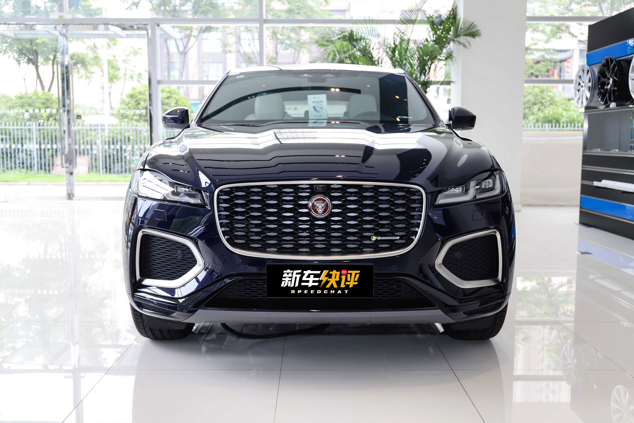 同级颜值标杆 bba之外运动suv首选 实拍新款捷豹f-pace