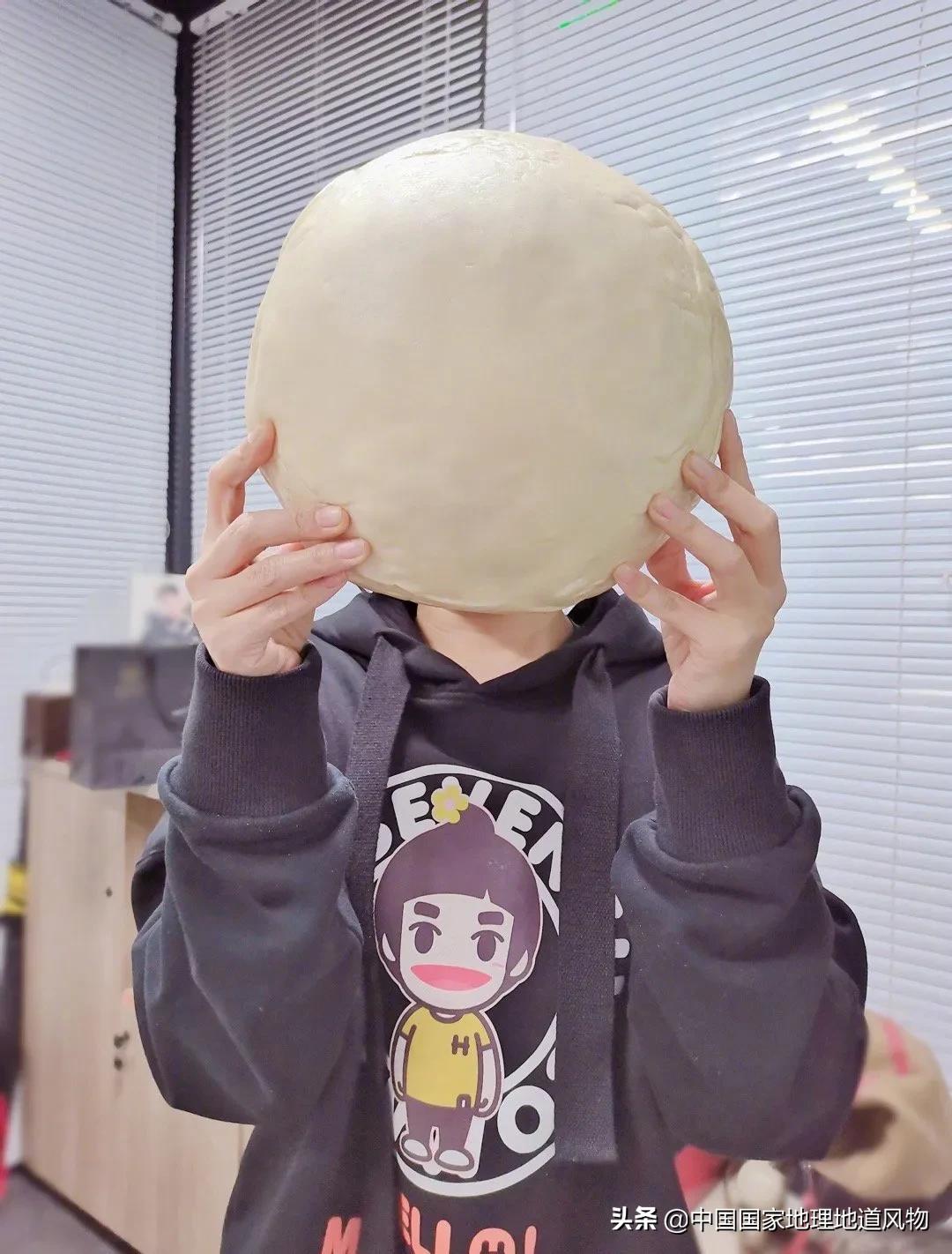 Person of 100 million Shandong, it is the child of the steamed bread