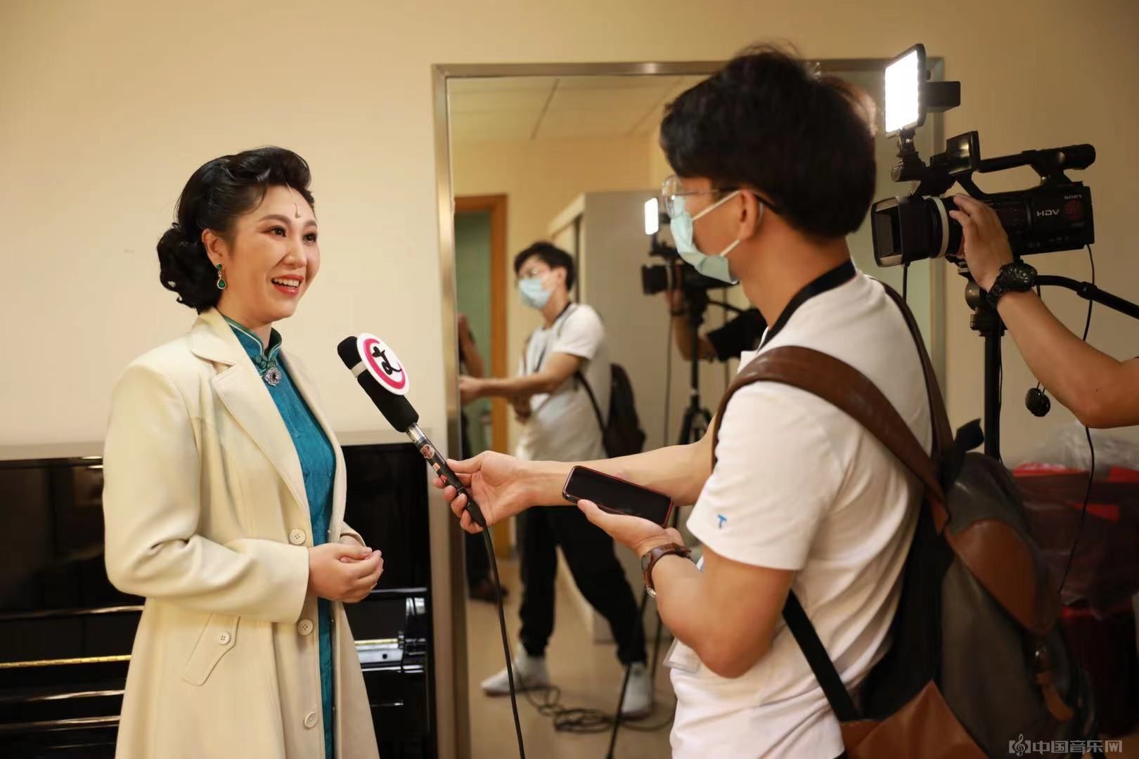 歌剧江姐焕新登场歌唱家伊泓远饰演江姐一角广受好评