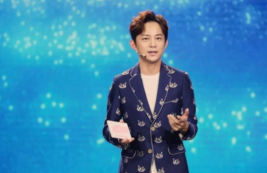 何炅老师为何人缘这么好，凭什么把主持人当得