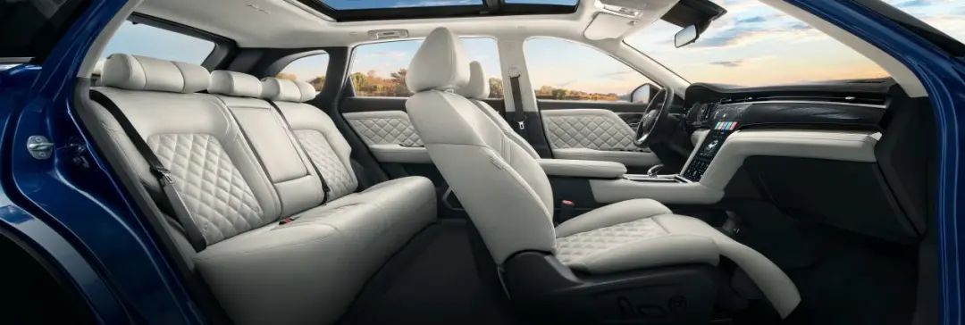 除了合资品质背书，越级体验也是启辰星的独到优势