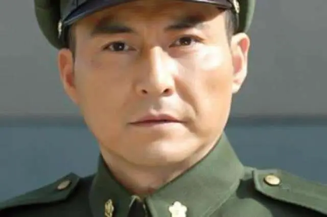 卧底将军、红色间谍郭汝瑰，1949年通电起义，最