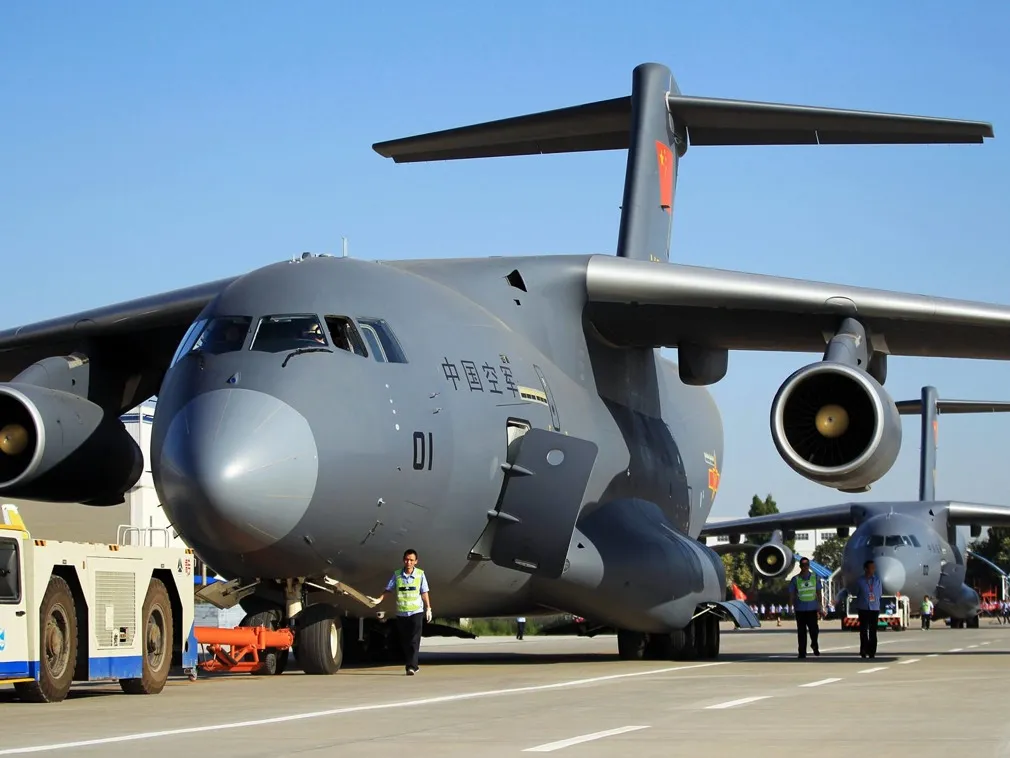 ����Ͷ����װ���ӣ���20�ٴ���һ�Σ���Ͷ�߼���Ϊ����˹�ų���