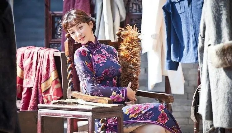 西安事变后，张学良遭老蒋监禁，于凤至相随三